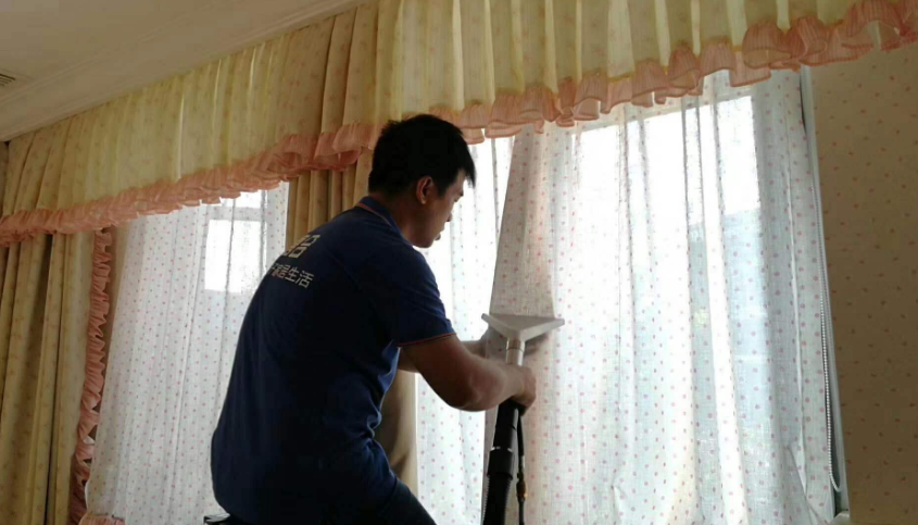 安陽專業清洗窗簾--綠緣保潔